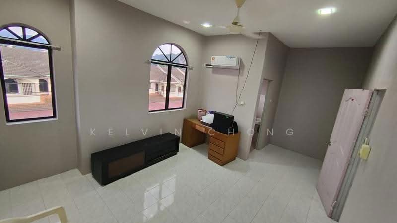 Rumah Teres 2.5-Tingkat untuk Disewa di Taman Ipoh Timur (Ipoh) - Kelvin Chong - PropertyGuru.com.my