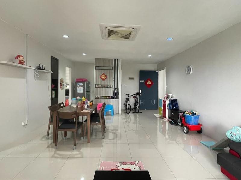 Condominium for Sale at Greenwich South - Alvin Chua - Dining Room - PropertyGuru.com.my