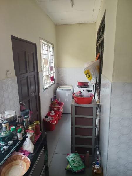 1-storey Terraced House for Sale in Taman Cahaya Kota Puteri (Masai) - Siau Tong Ling - Kitchen - PropertyGuru.com.my