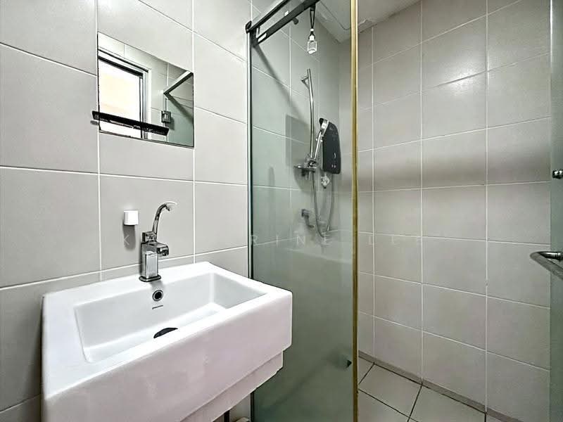 Service Residence for Sale at Suria Jelutong - Katherine Lee - Bathroom - PropertyGuru.com.my