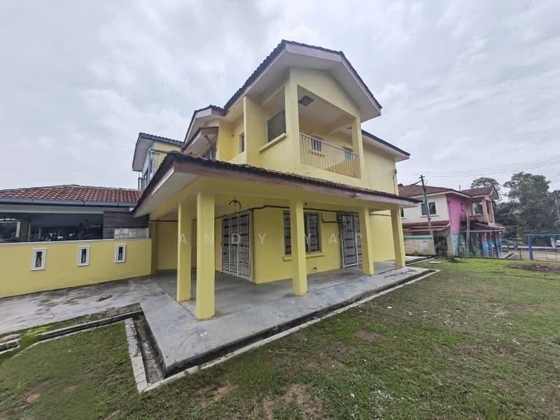 2-storey Terraced House for Sale in Bandar Country Homes (Rawang) - Andy Yap - Exterior - PropertyGuru.com.my