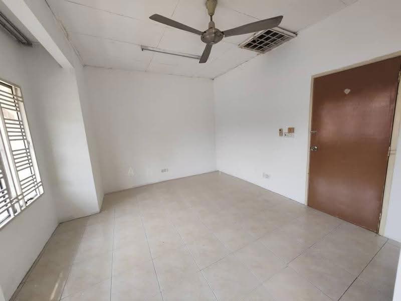 2-storey Terraced House for Sale in Bandar Country Homes (Rawang) - Andy Yap - Interior - PropertyGuru.com.my