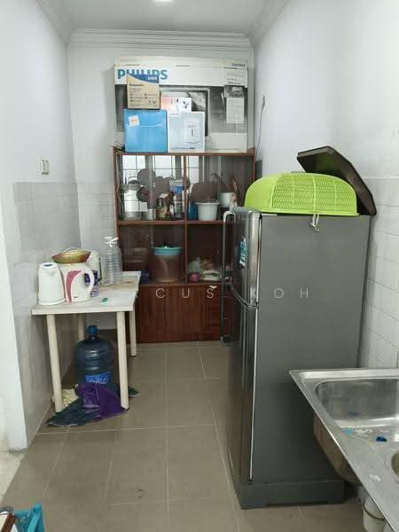 Apartment for Sale at Greenview Apartment - Marcus Koh - Kitchen - PropertyGuru.com.my
