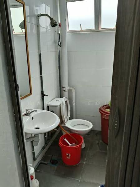 Apartment for Sale at Greenview Apartment - Marcus Koh - Bathroom - PropertyGuru.com.my