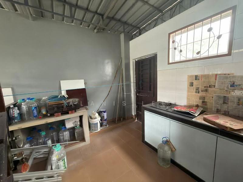 2-storey Terraced House for Sale in Taman Desa Tebrau (Tebrau) - Alanis Lee - Kitchen - PropertyGuru.com.my