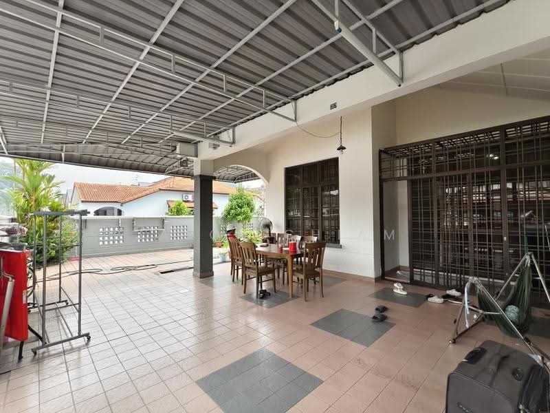 Rumah Teres 1-Tingkat untuk Dijual di Taman Molek (Johor Bahru) - Jason Chiam - PropertyGuru.com.my
