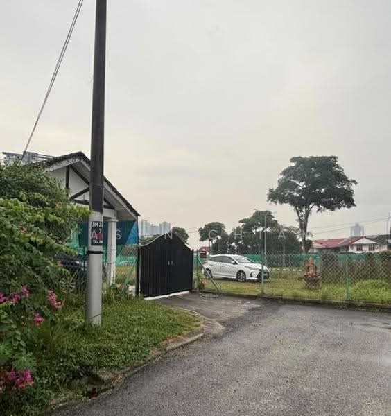 1-storey Terraced House for Sale in Taman Molek (Johor Bahru) - Jason Chiam - PropertyGuru.com.my