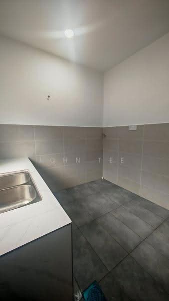 1-storey Terraced House for Sale in Taman Sentosa (Klang) - John Tee - Kitchen - PropertyGuru.com.my