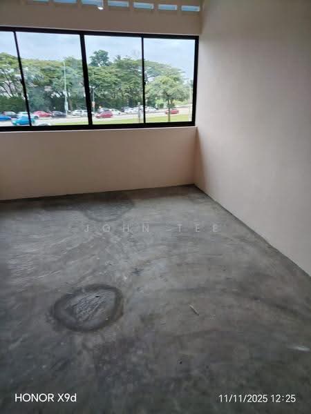 Kedai untuk Dijual di Taman Johor Jaya (Johor Bahru) - John Tee - Interior - PropertyGuru.com.my