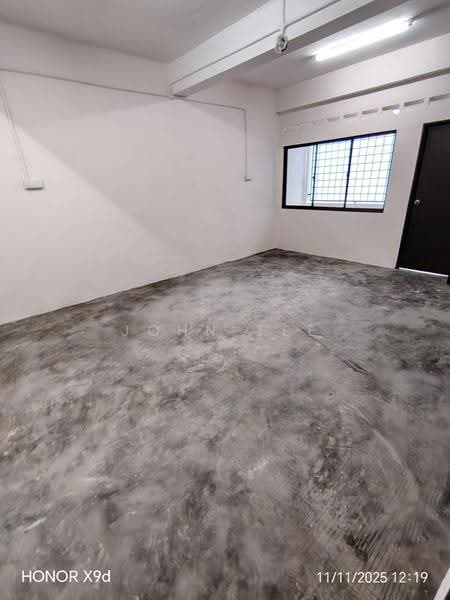Kedai untuk Dijual di Taman Johor Jaya (Johor Bahru) - John Tee - Interior - PropertyGuru.com.my