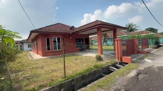 Bungalow House for Sale in Taman Riveria Perdana (Klang) - John Tee - PropertyGuru.com.my
