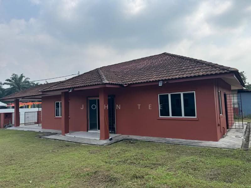 Bungalow House for Sale in Taman Riveria Perdana (Klang) - John Tee - Exterior - PropertyGuru.com.my