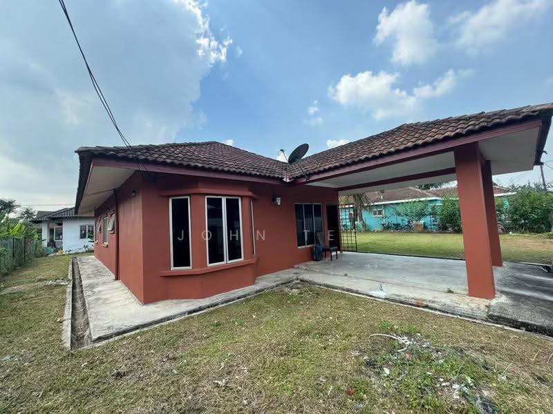 Bungalow House for Sale in Taman Riveria Perdana (Klang) - John Tee - PropertyGuru.com.my