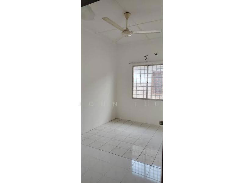 2-storey Terraced House for Sale in Taman Klang Utama (Kapar) - John Tee - Interior - PropertyGuru.com.my