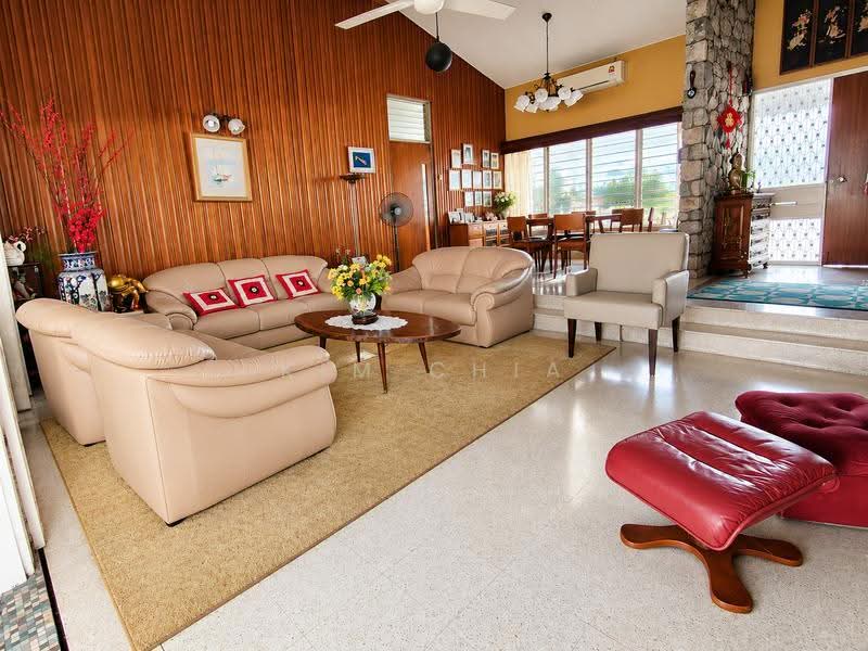 Bungalow House for Sale in Seksyen 5 (Petaling Jaya) - Kim Chia - Living Room - PropertyGuru.com.my