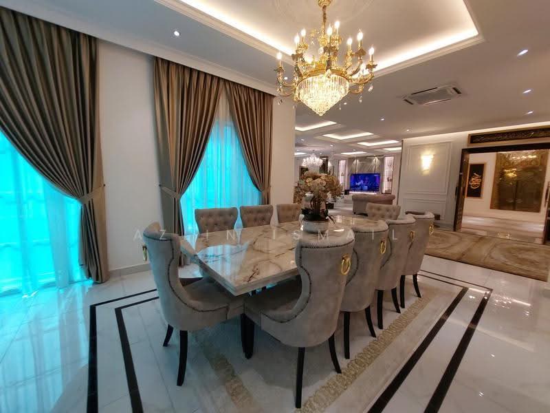 Semi-Detached House for Sale in Bukit Jelutong (Shah Alam) - Azlin Ismail - Dining Room - PropertyGuru.com.my