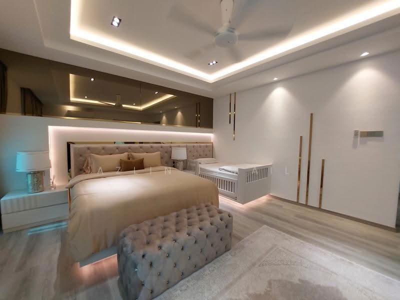Semi-Detached House for Sale in Bukit Jelutong (Shah Alam) - Azlin Ismail - Bedroom - PropertyGuru.com.my