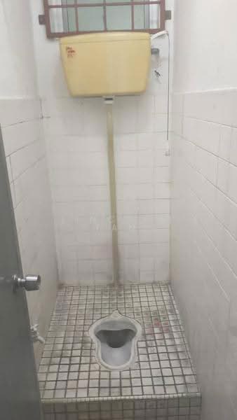 Shop / Office for Rent in Pandan Indah (Ampang) - Lincoln Tan - Bathroom - PropertyGuru.com.my