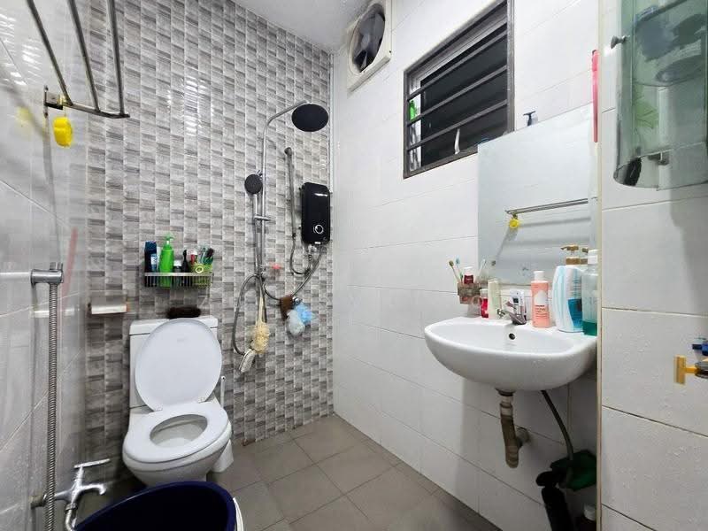 Rumah Teres untuk Dijual di Setapak (Kuala Lumpur) - Zul Syafiq - Bathroom - PropertyGuru.com.my