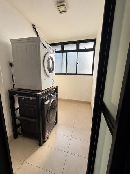 Kediaman Servis untuk Disewa di Setia City Residences - Emir Zaki Abdul Rashid - Balcony - PropertyGuru.com.my