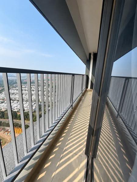 Kediaman Servis untuk Disewa di Setia City Residences - Emir Zaki Abdul Rashid - Balcony - PropertyGuru.com.my