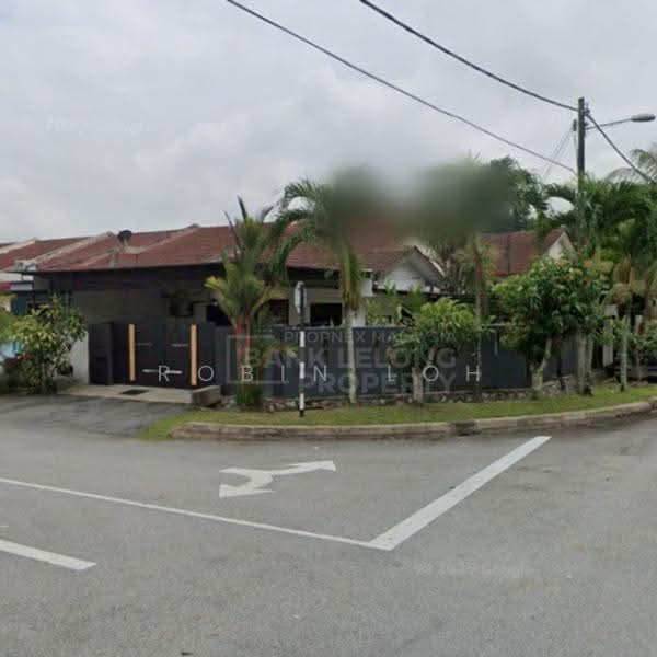 Rumah Teres 1-Tingkat untuk Dijual di Bandar Putra Permai (Seri Kembangan) - Robin Loh - PropertyGuru.com.my