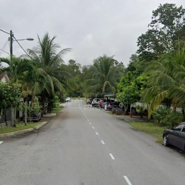Rumah Teres 1-Tingkat untuk Dijual di Bandar Putra Permai (Seri Kembangan) - Robin Loh - PropertyGuru.com.my