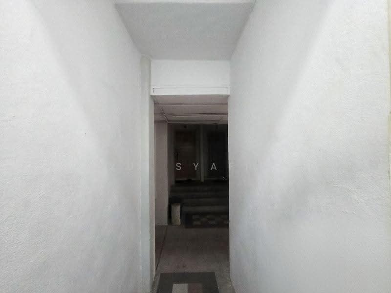 Kondominium untuk Dijual di Tiara Duta - Zul Syafiq - Corridor - PropertyGuru.com.my