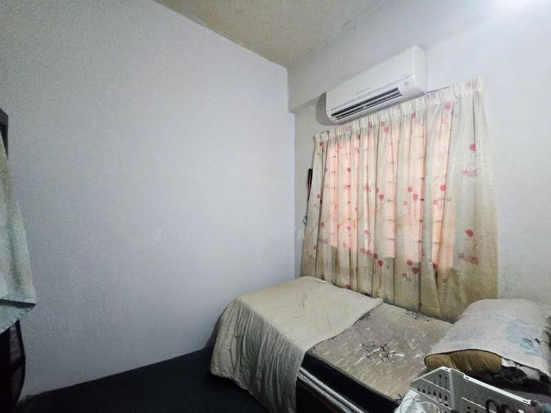 Kondominium untuk Dijual di Tiara Duta - Zul Syafiq - Bedroom - PropertyGuru.com.my
