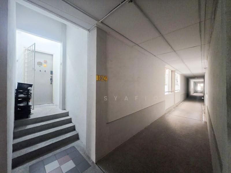 Kondominium untuk Dijual di Tiara Duta - Zul Syafiq - Entrance - PropertyGuru.com.my