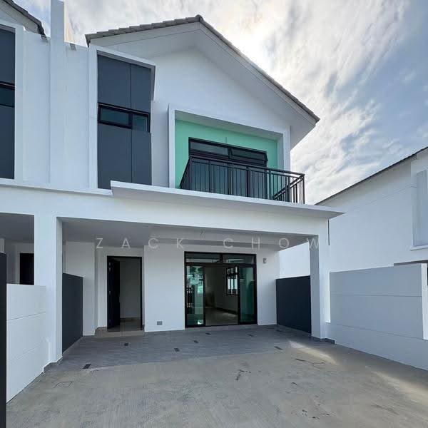 2-storey Terraced House for Sale in Taman Austin Duta (Tebrau) - Zack Chow - Exterior - PropertyGuru.com.my