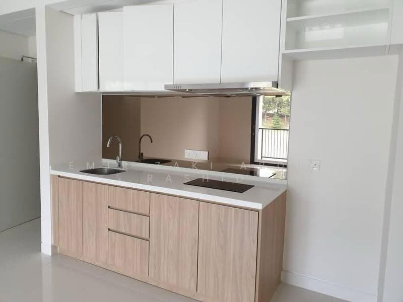 Service Residence for Sale at Radia Residences - Emir Zaki Abdul Rashid - Kitchen - PropertyGuru.com.my