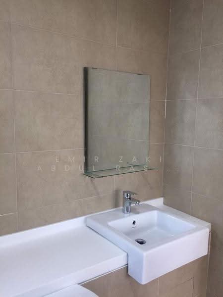 Service Residence for Sale at Radia Residences - Emir Zaki Abdul Rashid - Bathroom - PropertyGuru.com.my