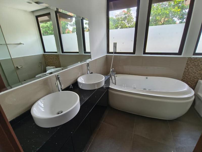 Rumah Berkembar untuk Dijual di Sri Hartamas (Kuala Lumpur) - May Leong - Bathroom - PropertyGuru.com.my