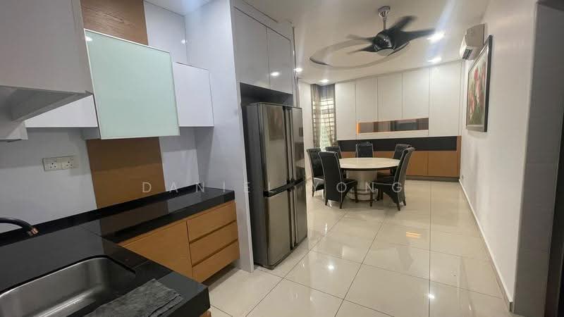 Rumah Kluster untuk Disewa di Taman Pulai Flora (Skudai) - Daniel Yong - Kitchen - PropertyGuru.com.my