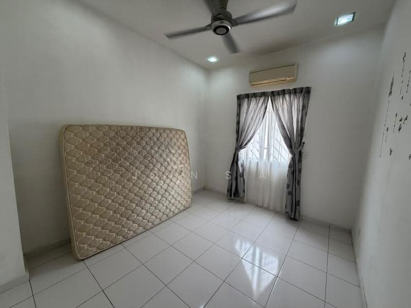 2-storey Terraced House for Sale in Taman Setia Indah (Tebrau) - John Sia - Bedroom - PropertyGuru.com.my