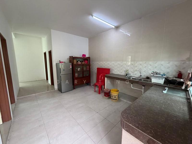 Rumah Berkembar untuk Dijual di Medan Klebang Mewah (Chemor) - Gary Tang - Kitchen - PropertyGuru.com.my