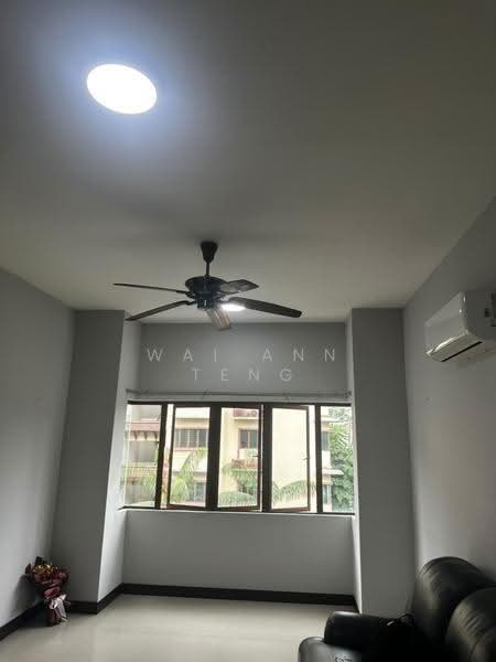 Pangsapuri untuk Disewa di Desa Idaman Residences - Wai Ann Teng - Living Room - PropertyGuru.com.my