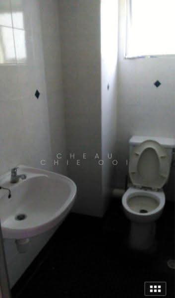 Kondominium untuk Disewa di N-Park Condominium - Cheau Chie Ooi - Bathroom - PropertyGuru.com.my
