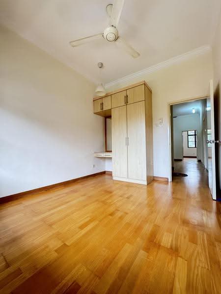 2-storey Terraced House for Sale in Bandar Kinrara Seksyen 6 (Bandar Kinrara) - Jayden Lee - Interior - PropertyGuru.com.my