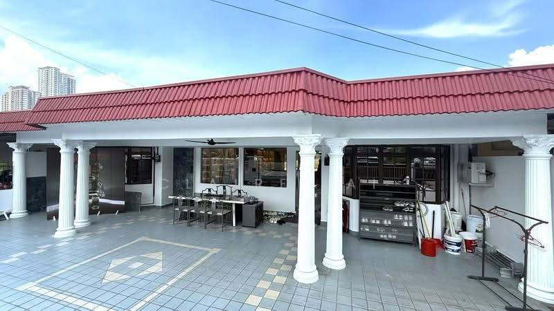 Komersial Berkembar untuk Disewa di Taman Century (Johor Bahru) - Claire Lai - Exterior - PropertyGuru.com.my