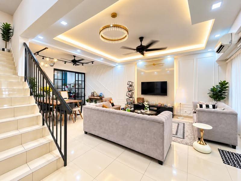 2-storey Terraced House for Sale in Taman Mutiara Rinching (Semenyih) - Fikri Yasmin - Living Room - PropertyGuru.com.my