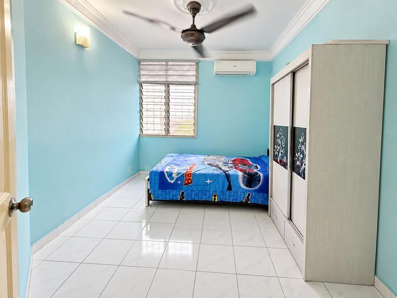 2-storey Terraced House for Sale in Bandar Rinching (Semenyih) - Fikri Yasmin - Bedroom - PropertyGuru.com.my