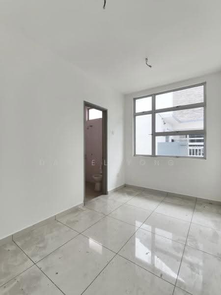 2-storey Terraced House for Sale in Mutiara Rini (Skudai) - Daniel Yong - Bathroom - PropertyGuru.com.my