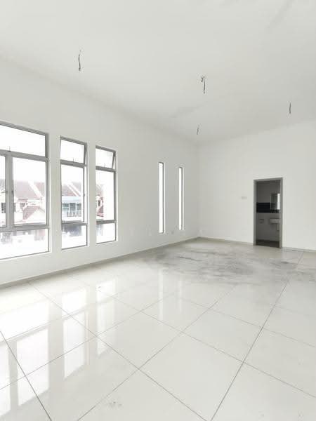 2-storey Terraced House for Sale in Mutiara Rini (Skudai) - Daniel Yong - Living Room - PropertyGuru.com.my