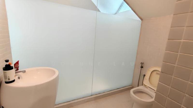 Rumah Teres 2-Tingkat untuk Dijual di Taman Sutera (Johor Bahru) - Joanne Lau - Bathroom - PropertyGuru.com.my