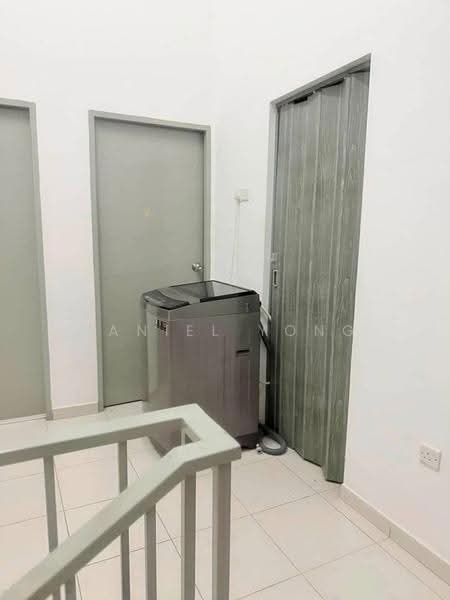 2-storey Terraced House for Sale in Taman Scientex Utama (Senai) - Daniel Yong - Corridor - PropertyGuru.com.my