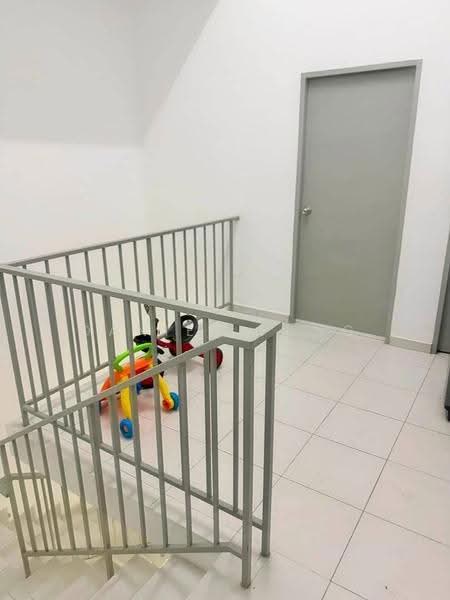 2-storey Terraced House for Sale in Taman Scientex Utama (Senai) - Daniel Yong - Corridor - PropertyGuru.com.my