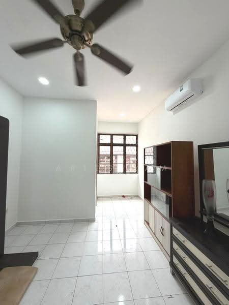 2-storey Terraced House for Rent in Taman Desa Cemerlang (Ulu Tiram) - Aries Lam - PropertyGuru.com.my