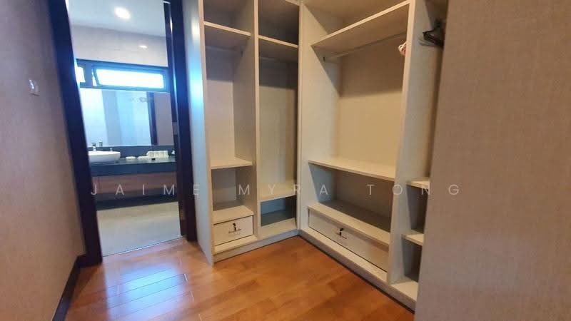 Kondominium untuk Disewa di Harrington Suites - Jaime Myra Tong - Bathroom - PropertyGuru.com.my